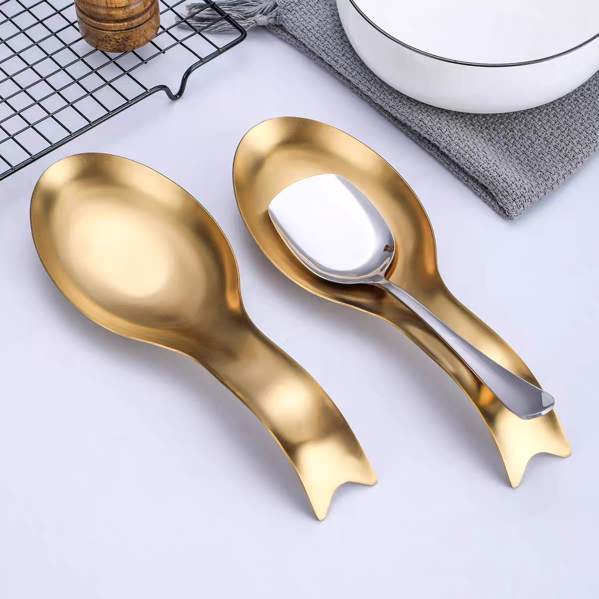 Food Storage Restaurant - Stainless Steel Tray with Gold-Colored Buffet